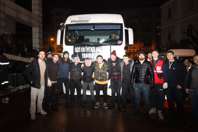 İZMİTLİLER, DEPREMZEDE KARDEŞLERİ İÇİN CANLA BAŞLA ÇALIŞIYOR!