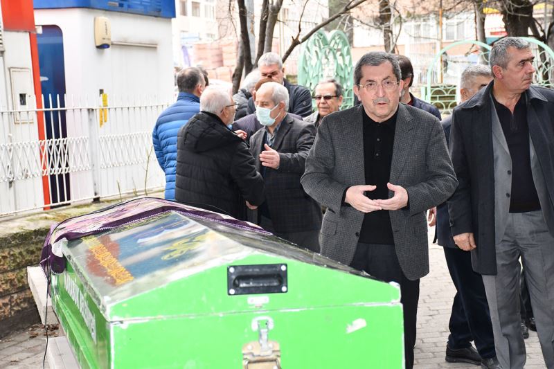 Necibe Altay Son Yolculuğuna Uğurlandı