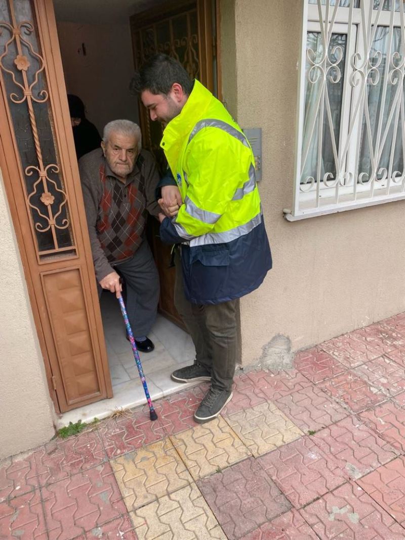 Büyükşehir YADEM depremzedelerin yanında
