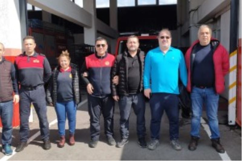 YALOVA BELEDİYESİ DEPREM BÖLGESİNE 5. EKİBİNİ YOLLADI