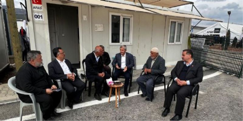 Başkanımız Depremzedelerin Yanında