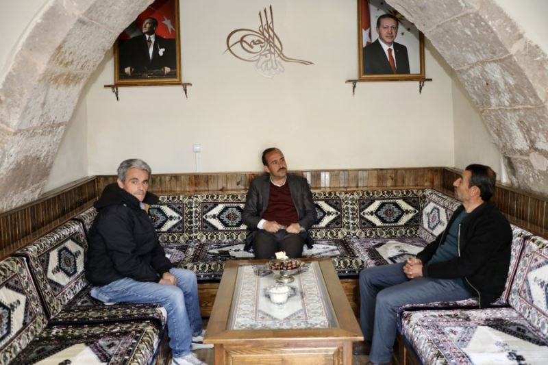 Vatandaşlarımızla hemhal odasında hasbihal sohbetlerimizi gerçekleştirdik.