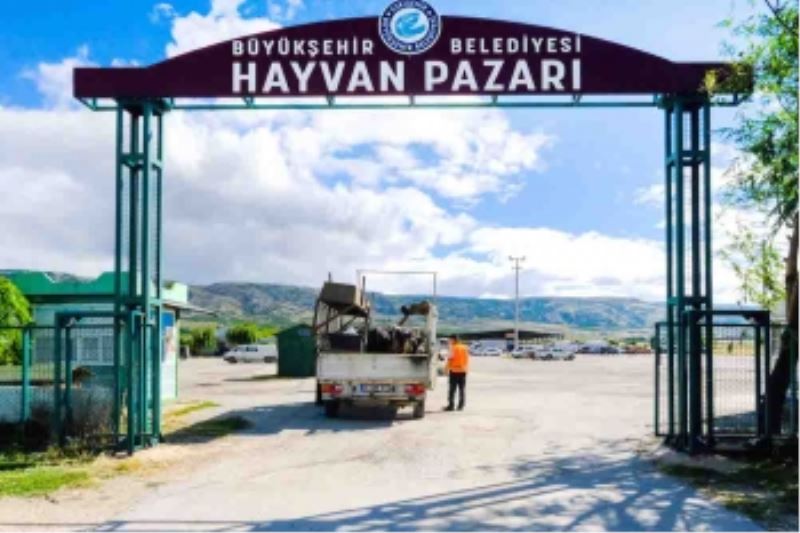 HAYVAN PAZARI ÖNLEM AMAÇLI KAPATILDI