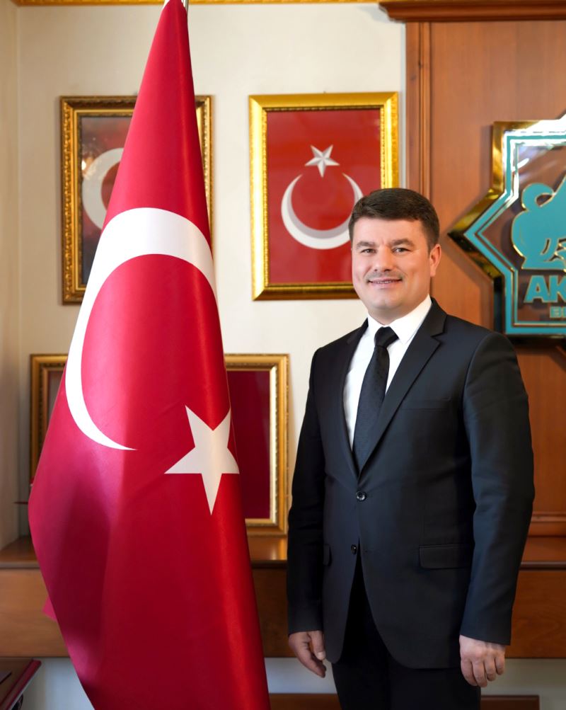 BAŞKAN DİNÇER, İSTİKLAL MARŞI