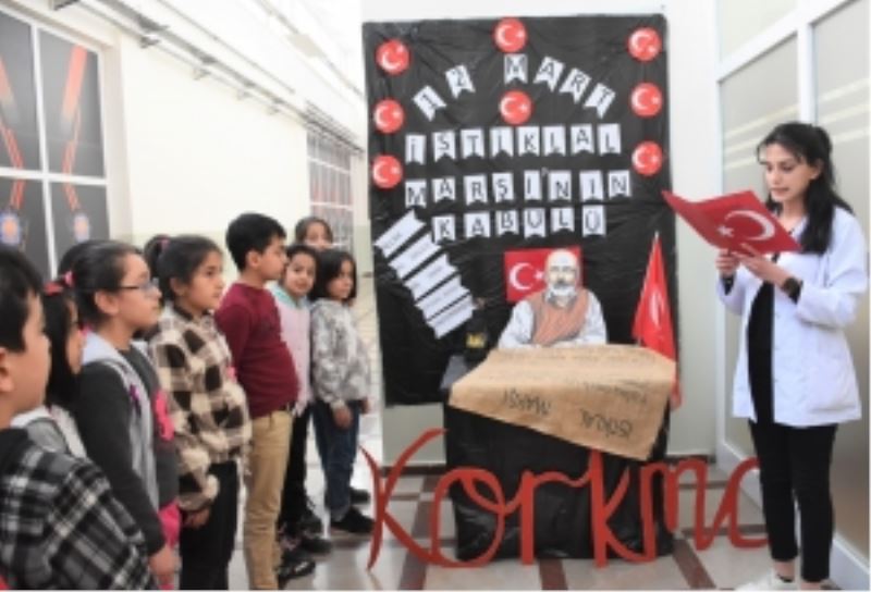 Bilgievi öğrencileri İstiklal Marşı’nın kabulünü kutladı