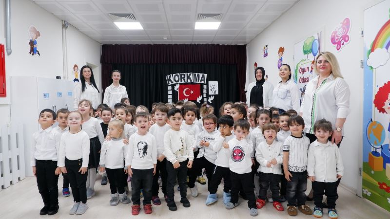 BOZÜYÜK BELEDİYESİ GÜNDÜZ ÇOCUK OYUN VE BAKIMEVİ’NİN   MİNİK ÖĞRENCİLERİ İSTİKLAL MARŞINI OKUDULAR