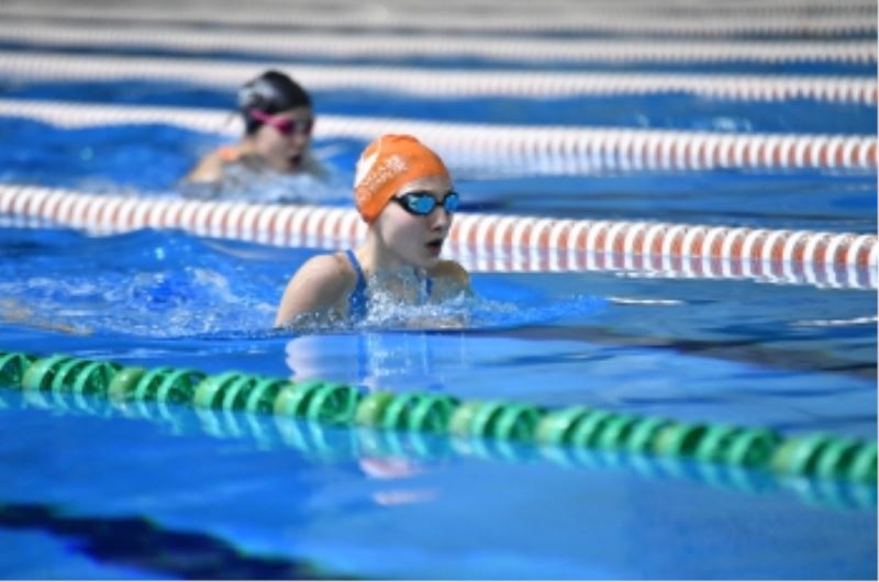 Genç Kulaçlar Yüzme Sporunun Geleceğine Işık Saçtı