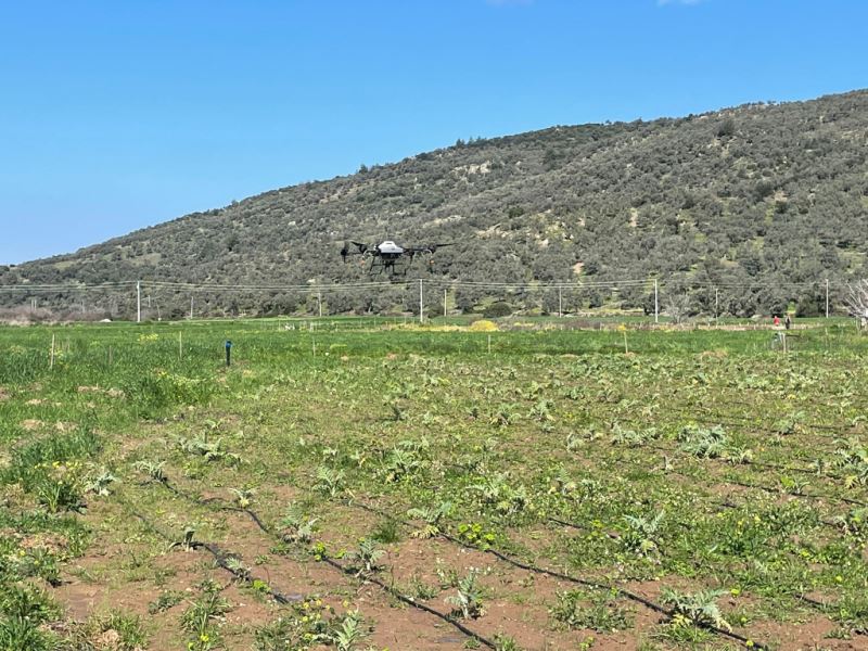 BELEDİYENİN ZİRAİ DRONE ÇİFTÇİLERİN HİZMETİNDE