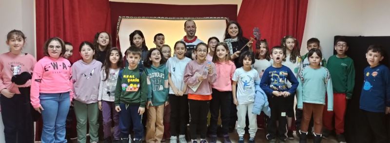 Çocuk Kültür Evi Karagöz Oyuncusu Hasan İlker Yıldırım