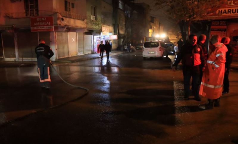 Büyükşehir Ekipleri Cadde Ve Sokakları Balçıktan Arındırıyor