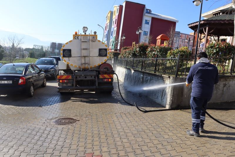 İZMİT BELEDİYESİ TEPEKÖY MAHALLESİNİ PIRIL PIRIL YAPTI