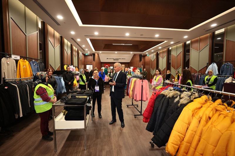 Büyükşehir, Denizli’de 15.460 afetzedeye kucak açtı