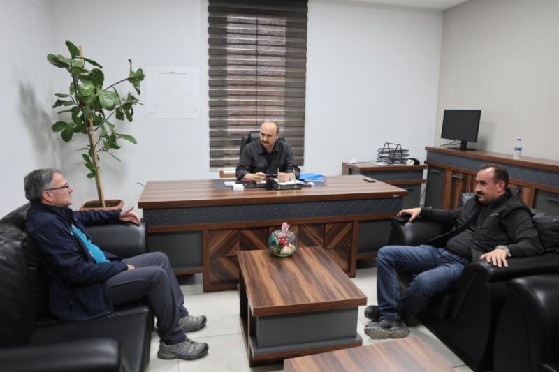 Göksun da koordinasyon sorumlularından Belediye Başkanımız Av. Mustafa İlmek, Kahramanmaraş Göksun koordinatörü olarak görev yapan Batman Valimiz