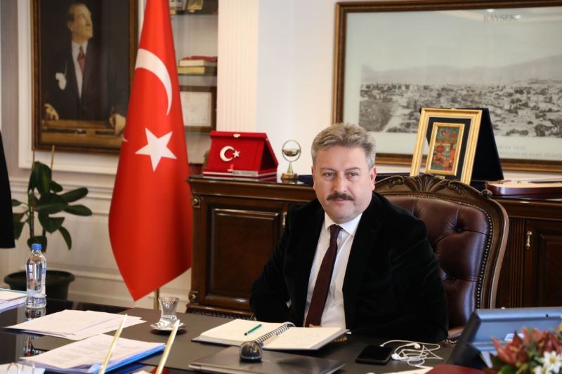 MAHALLELERE YÜKSELTİLMİŞ YAYA GEÇİTLERİ YAPILACAK