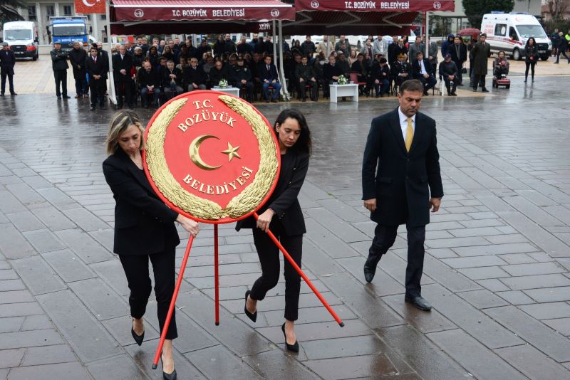 BOZÜYÜK’TE ÇANAKKALE ZAFERİ’NİN 108. YIL DÖNÜMÜ NEDENİ İLE TÖRENLER DÜZENLENDİ