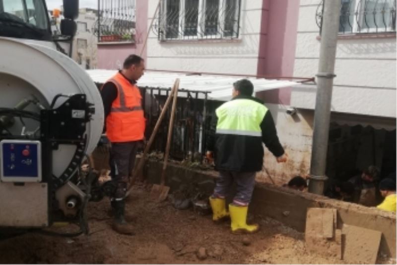 ESKİ EKİPLERİ SEL AFETİNİN YAŞANDIĞI ŞANLIURFA’DA