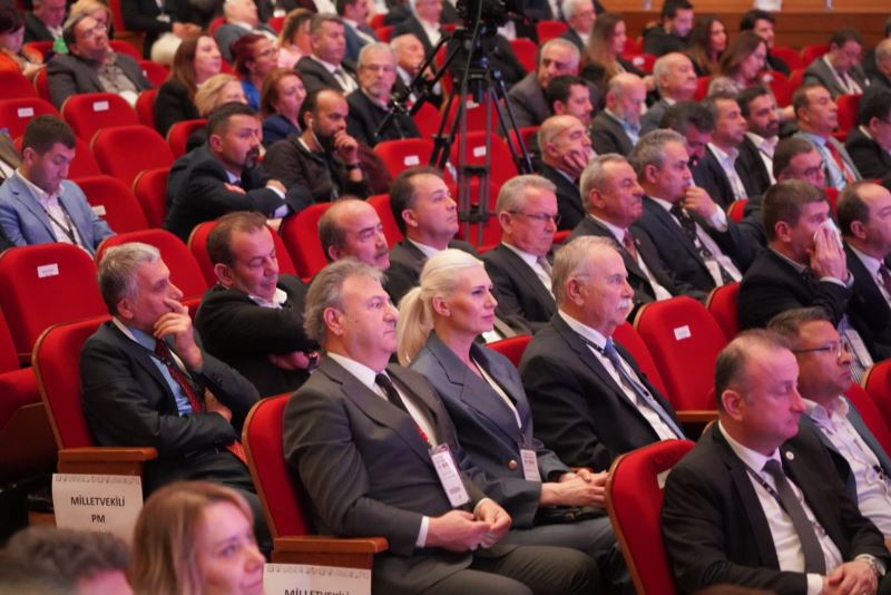 BELEDİYE BAŞKAN V. SUBAŞI İZMİR İKTİSAT KONGRESİ PROGRAMINA KATILDI