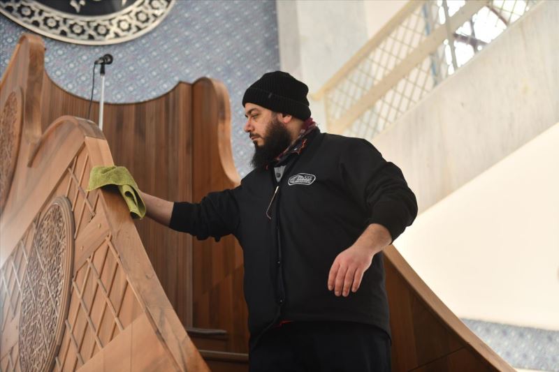 İbadethaneler Ramazan Ayına Hazır