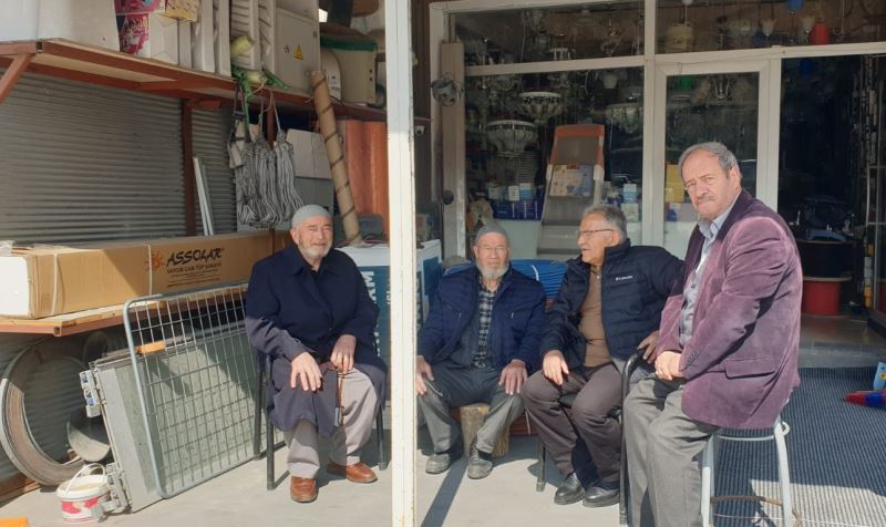 Başkan Büyükkılıç, Hem Esnaf Ziyaret Etti Hem de Vatandaşla Buluştu