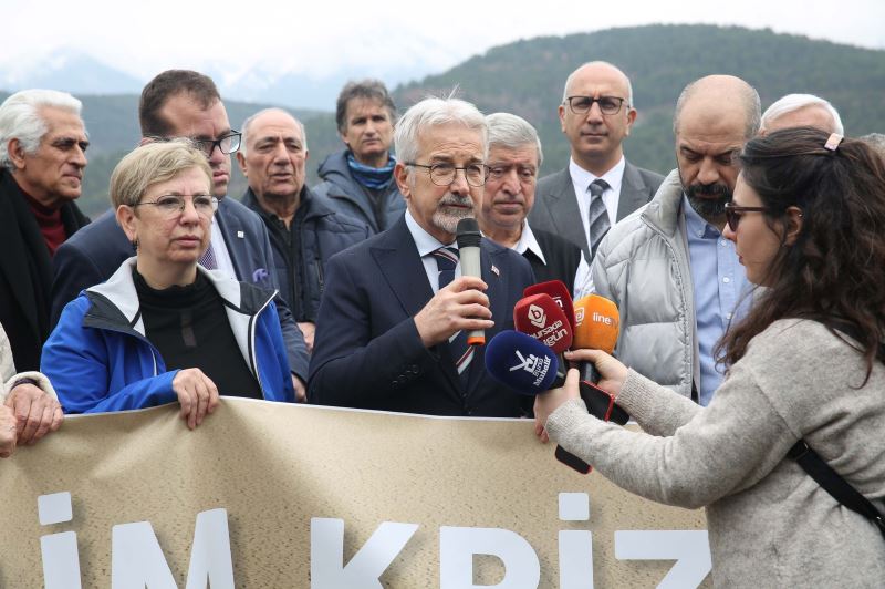 Kuruyan Nilüfer Barajı’nda su krizine karşı çağrıda bulundular