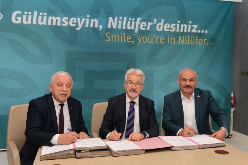 Binlerce pazarcıyı ilgilendiren imzalar atıldı