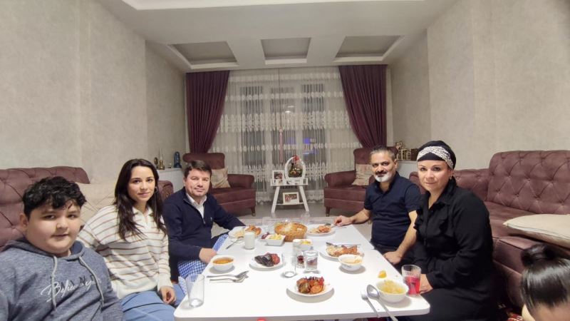 BAŞKAN DİNÇER GÜLER AİLESİNİN İFTAR DAVETİNİ GERİ ÇEVİRMEDİ