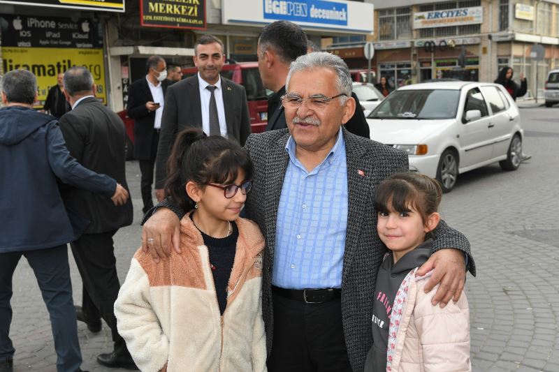 Başkan Büyükkılıç, Düvenönü Esnafı ile Buluştu