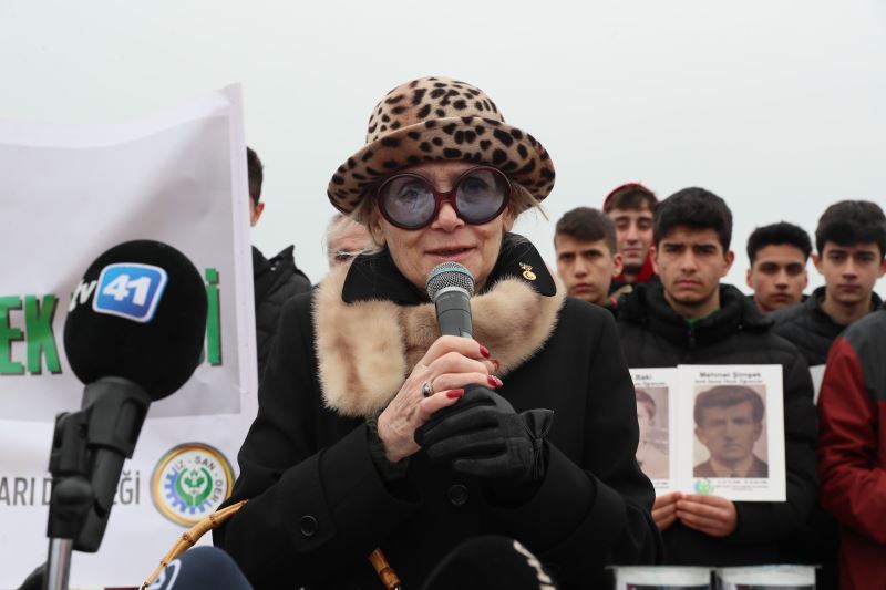 İZMİT BELEDİYESİ 1 MART ÜSKÜDAR VAPURU FACİASINDA HAYATINI KAYBEDENLERİ ANDI