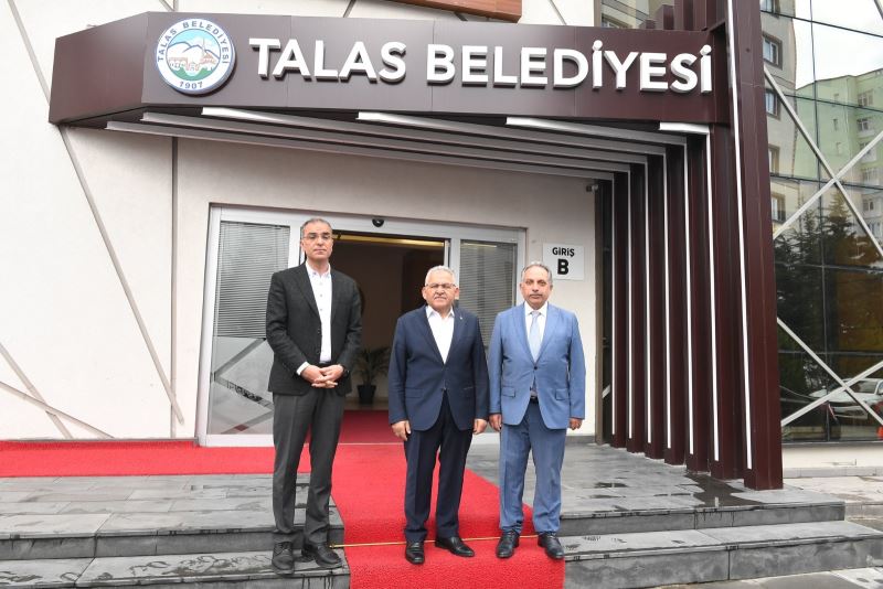 Başkan Büyükkılıç’tan Talas’ta Yatırım İstişare Toplantısı