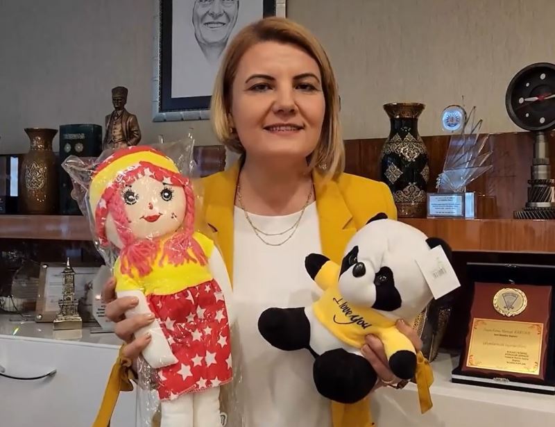BAŞKAN HÜRRİYET, İZMİTLİLERİ ANLAMLI MAÇA DAVET ETTİ