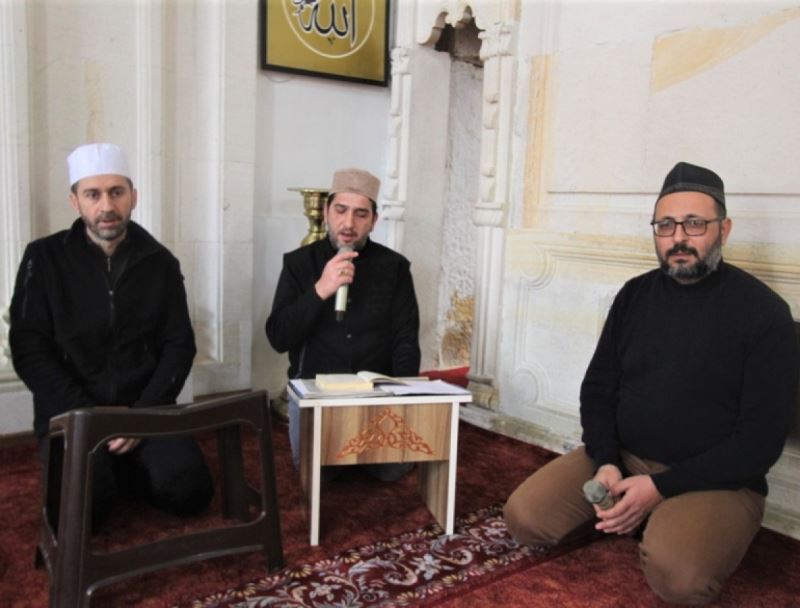 ŞEHİTLERİMİZ VE DEPREMDE HAYATINI KAYBEDENLER İÇİN MEVLİT OKUTULDU