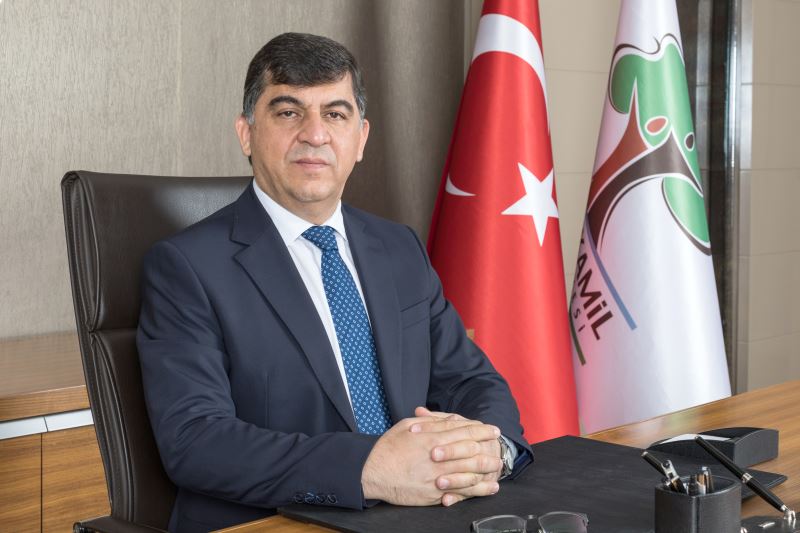 FADILOĞLU: “KADIN; SABRIN, UMUDUN, SEVGİNİN, FEDAKARLIĞIN SEMBOLÜDÜR”