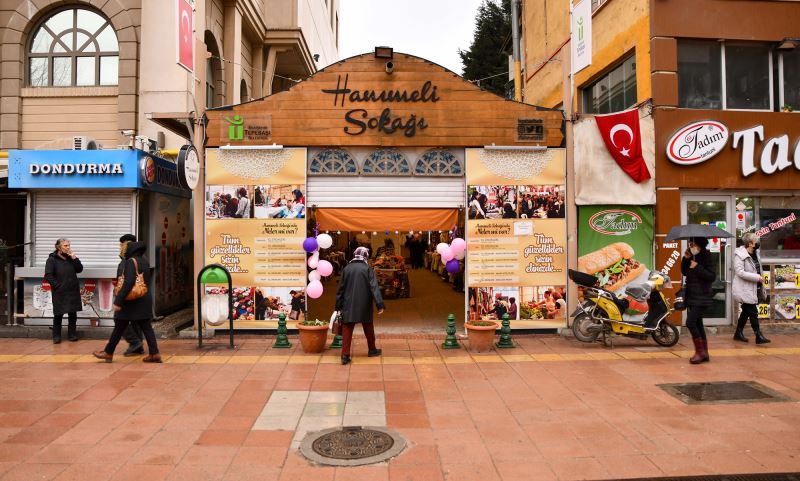 HANIMELİ SOKAĞI 7 YAŞINDA