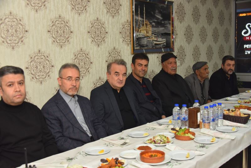 BAŞKAN YARDIMCISI ALİ ŞAHİNOĞLU, DÜNYA ROMANLAR GÜNÜ NEDENİYLE DÜZENLENEN İFTAR YEMEĞİNE KATILDI