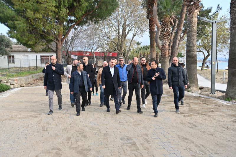 Başkan Yılmaz, Erdek Çuğra Sahili’ni İnceledi