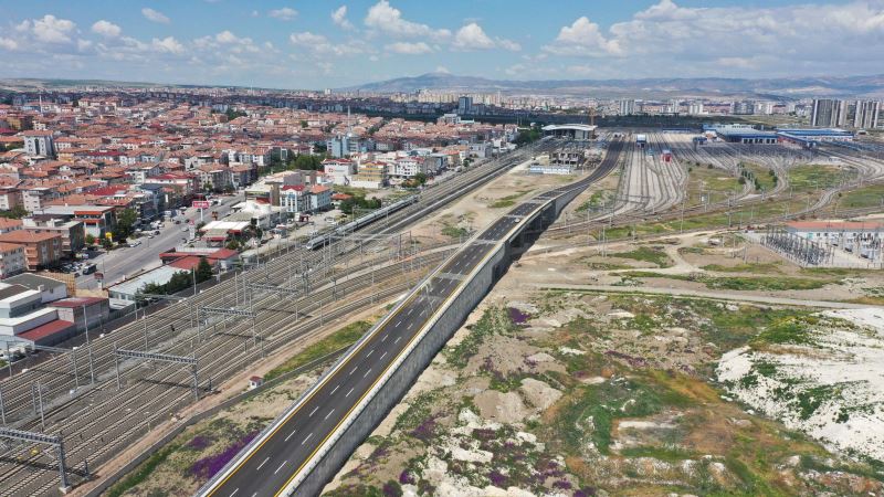MANSUR YAVAŞ VE MERAL AKŞENER ETİMESGUT İSTASYON CADDESİ AÇILIŞI İLE ETİMESGUT-SİNCAN PROJELERİ TANITIM TÖRENİNDE BİR ARAYA GELECEK