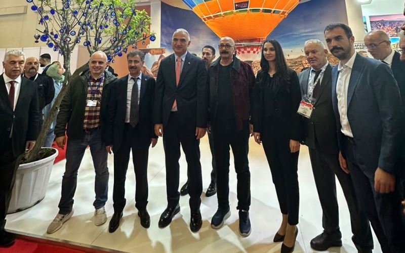 Kültür Ve Turizm Bakanı Ersoy Nevşehir Standını Ziyaret Etti