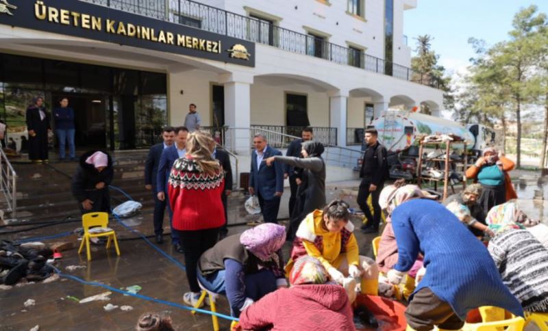 Selden Zarar Gören Ürünler Temizlenerek İhtiyaç Sahiplerine Ulaştırılıyor