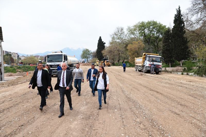 Büyükşehir’den trafiği rahatlatacak kavşak düzenlemesi