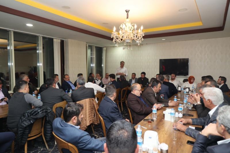 Ak Partili Başkanlar İftarda Bir Araya Geldi