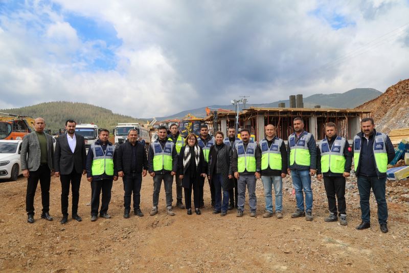 BAŞKAN ŞAHİN, NURDAĞI’NDA YAPIMINDA SONA GELİNEN BELPINAR KÖYÜ’NÜ ZİYARET ETTİ