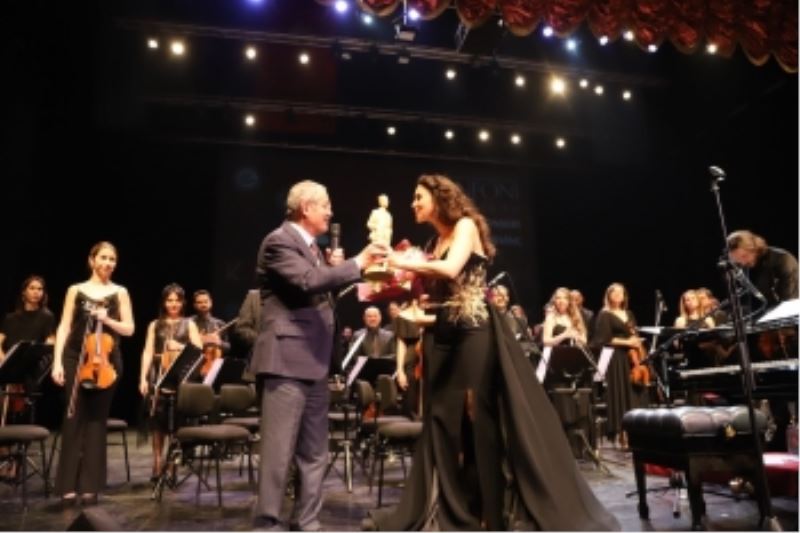 SENFONİ ORKESTRASI ‘KARSU’YLA GÖRKEMLİ BİR KONSER VERDİ