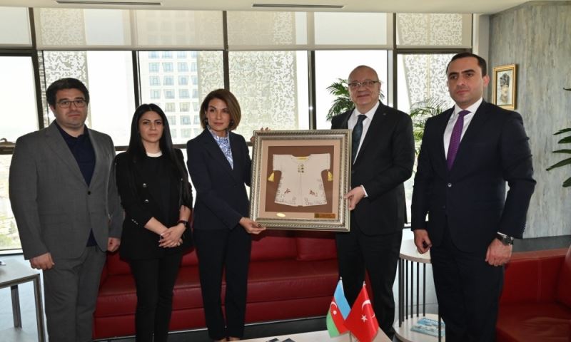 Başkan Ergün, Azerbaycan Başkonsolosu ve Konsoloslarını Ağırladı