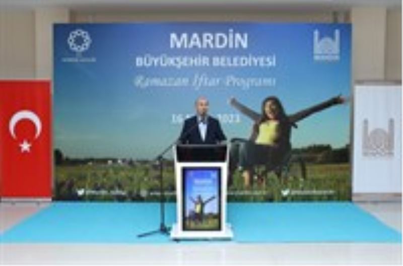 Vali Demirtaş, İftarda Engelli Bireyleri ve STK Temsilcilerini Konuk Etti