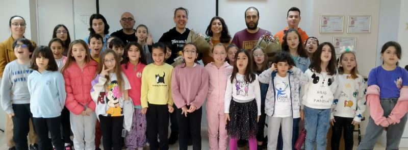 Çocuk Kültür Evi Müzisyen Can Emre Akay