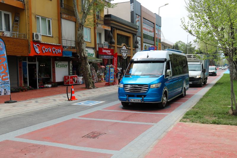 Çark Caddesi rengârenk yüzüyle ilk misafirlerini karşıladı