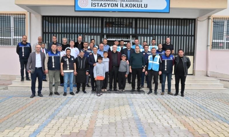 Başkan Ergün Afet Bölgesi’nde Görev Yapan Personel ve Gönüllüler ile Buluştu