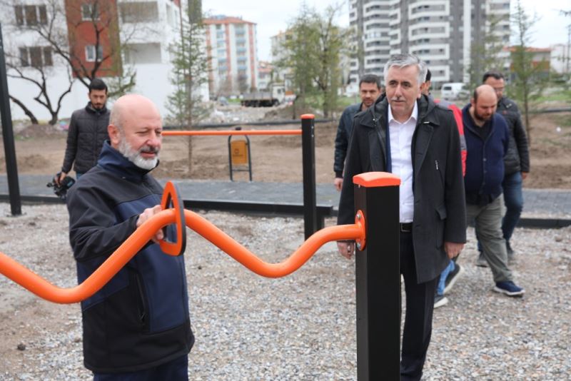 BAŞKAN ÇOLAKBAYRAKDAR; “SEYRANİ ’DEKİ YENİ PARKLAR, CIVIL CIVIL ÇOCUK SESLERİYLE ŞENLENECEK”
