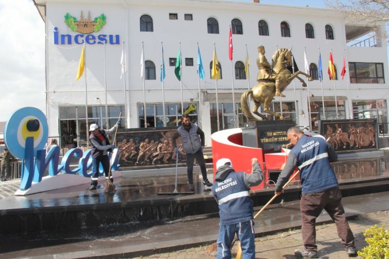 Ramazan Bayramı ve 23 Nisan Ulusal Egemenlik ve Çocuk Bayramı nedeniyle ilçemizde hazırlıklarımız tamam.