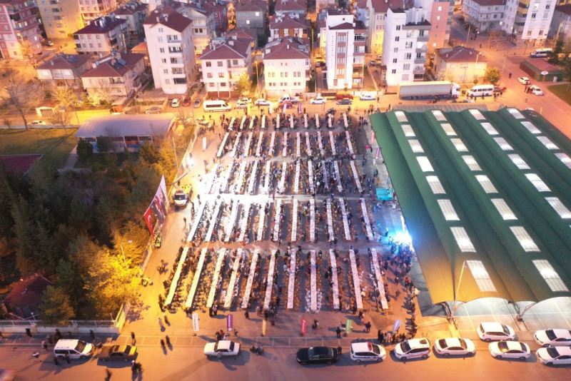 KOCASİNAN, RAMAZAN AYI’NDA ON BİNLERCE VATANDAŞIN GÖNLÜNE DOKUNDU